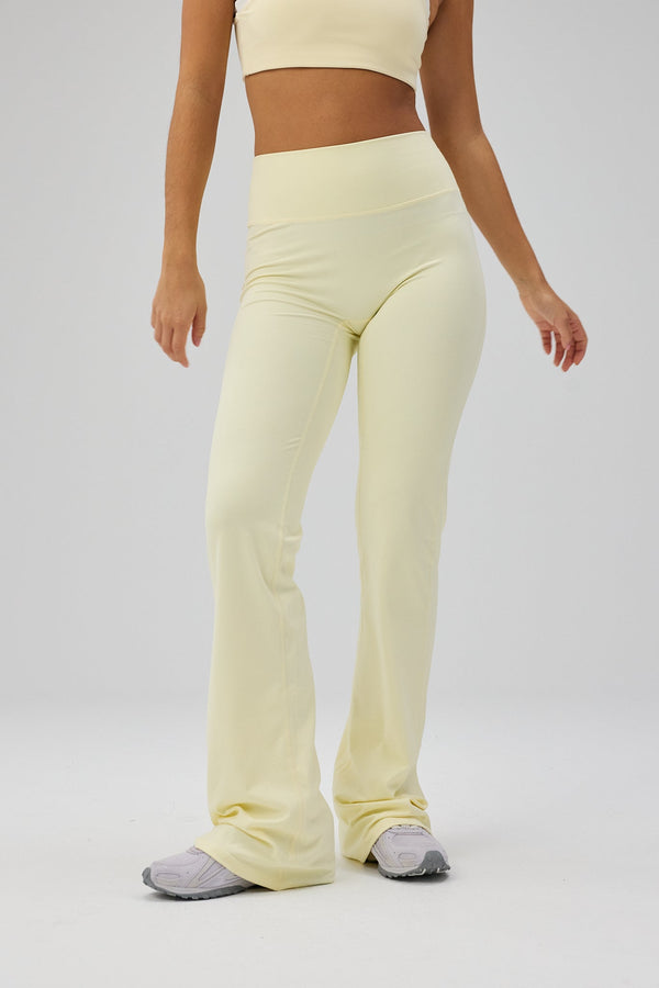 Halo Flare Pants - Lemon